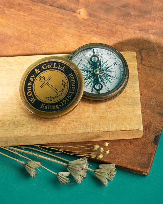 Solid Brass Compass-best gifting For Dad-groomsmen-for son's Graduation Gift-for Him-Best Graduation Gifts-best gift for travellers